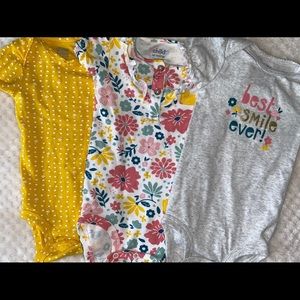 FINAL PRICE🌸3 piece baby girl bundle🌸